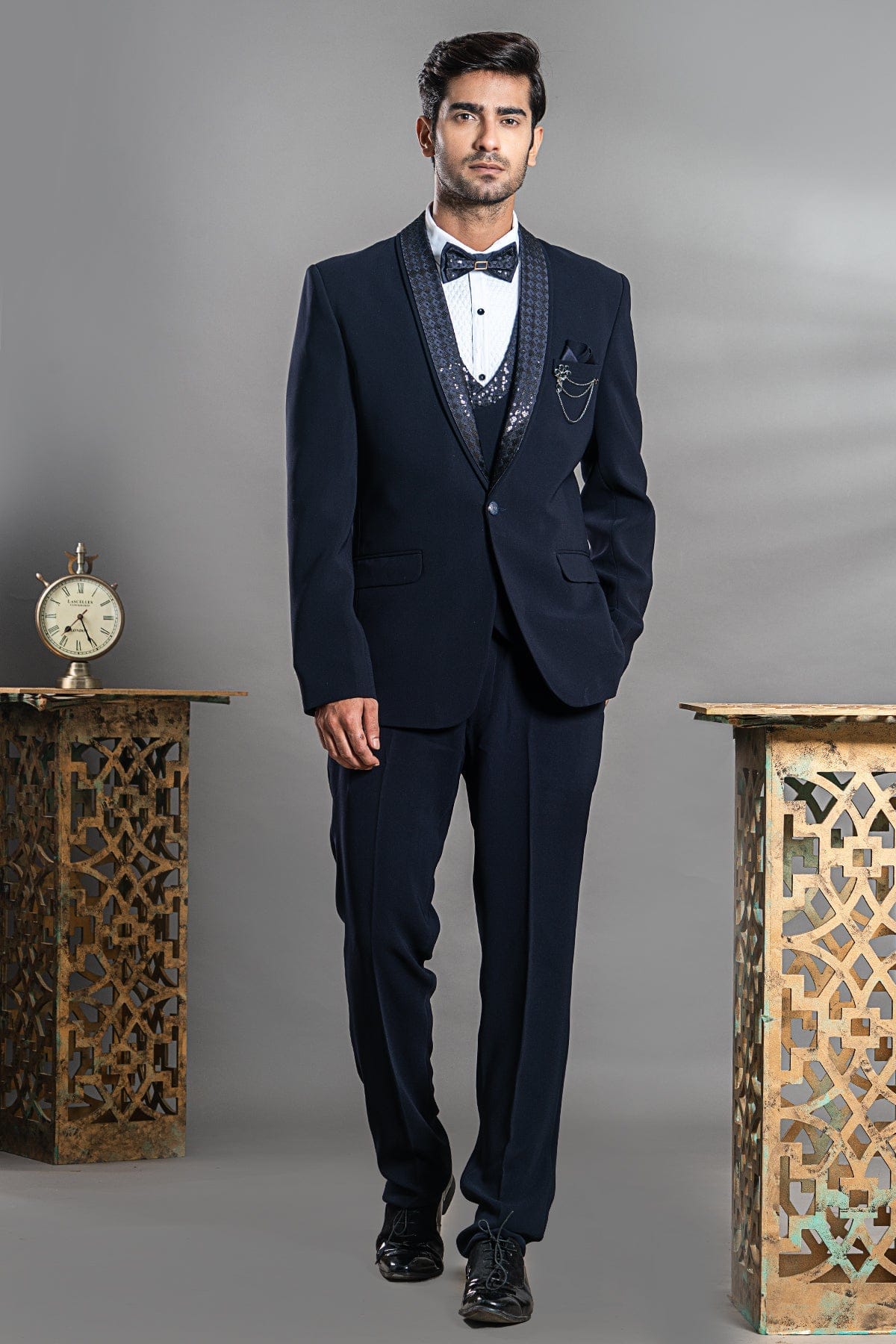 SAMUEL Slim Fit Navy Blue Chalk Stripe 3-Piece Suit – SamEnchill Collections